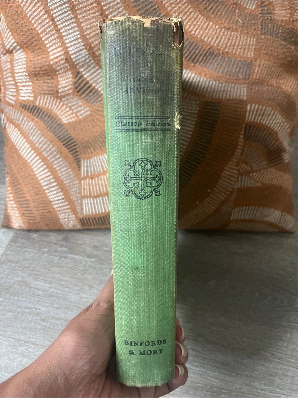 Astoria by Washington Irving - Green Clothbound Hardcover